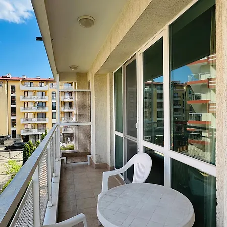 Apartment Sunny House 206 One Bedroom *