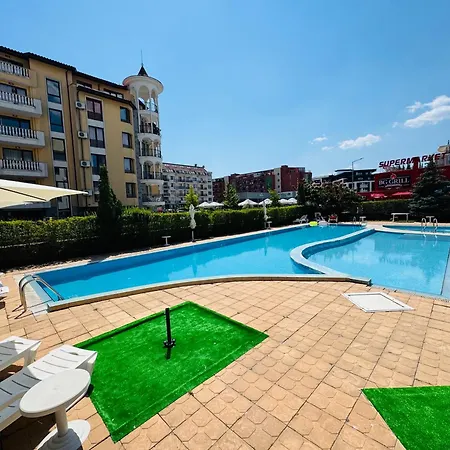 Sunny House 206 One Bedroom Apartment *